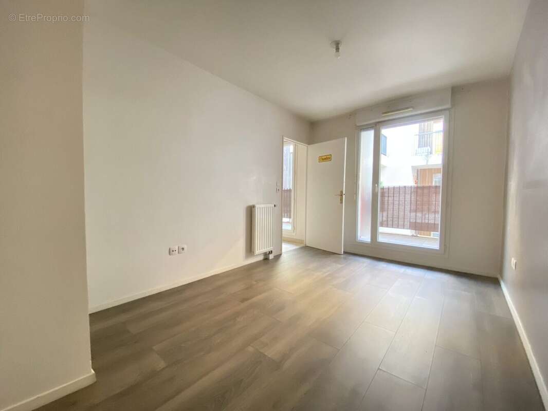 Appartement à ATHIS-MONS