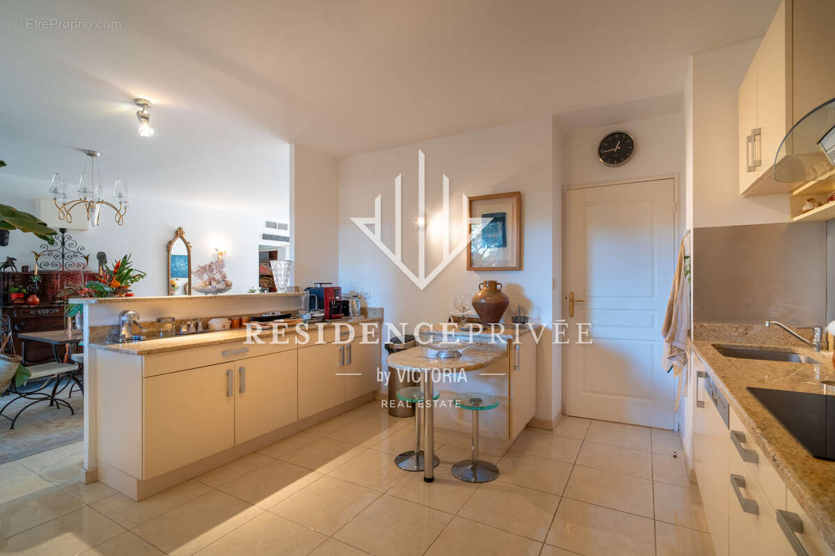 Appartement à HYERES