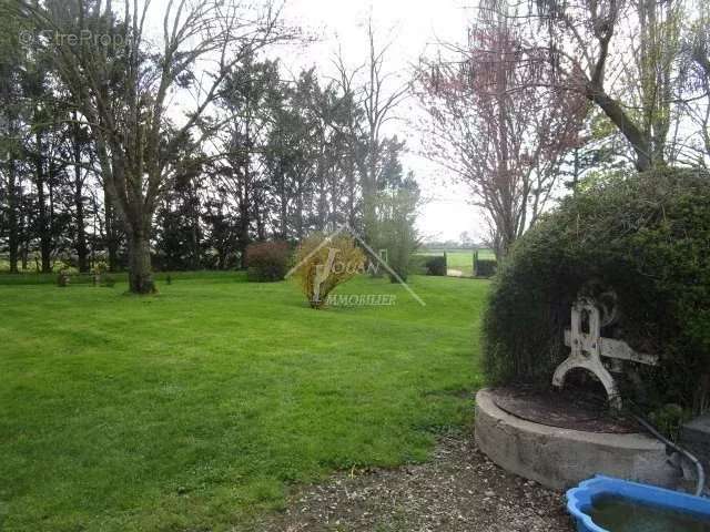 Maison à VARENNES-SUR-ALLIER