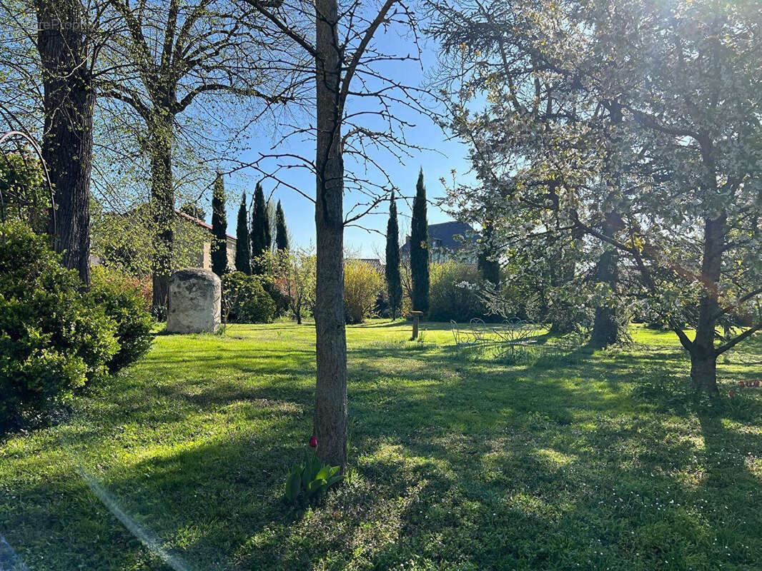 Maison à SAINT-LAURE
