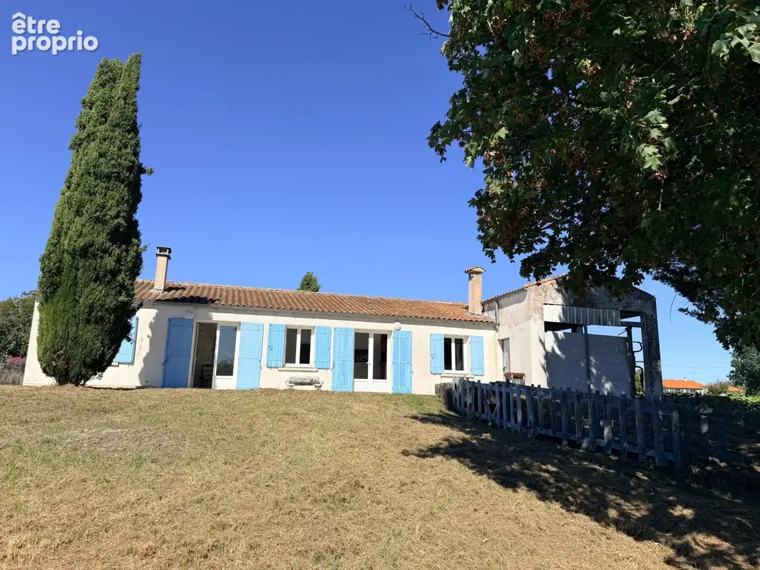 Photo 1 - Maison à CHANIERS