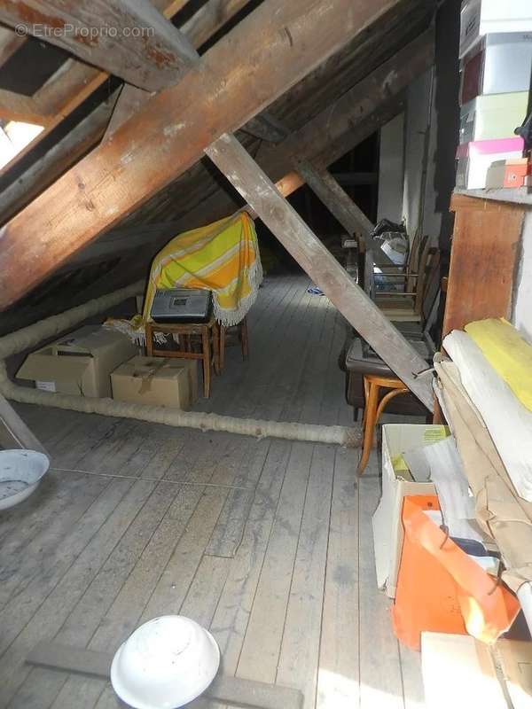 Maison à SAINT-PIERRE-SUR-DIVES