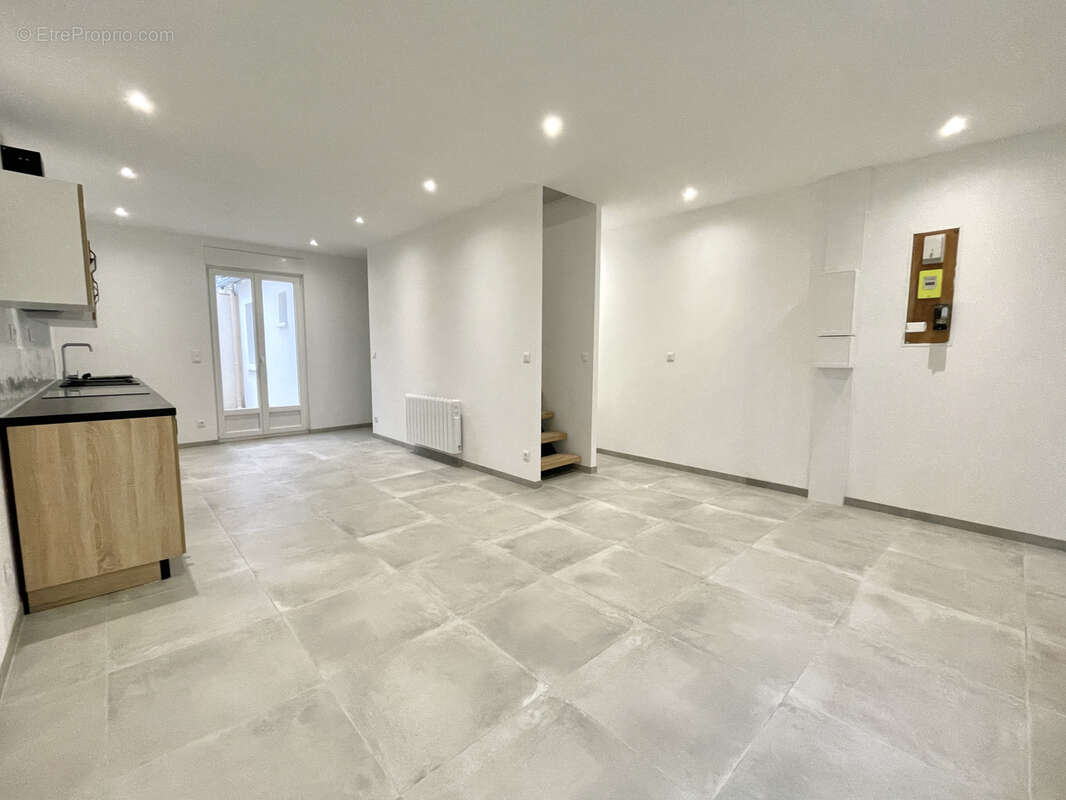 Maison à SAINT-QUENTIN