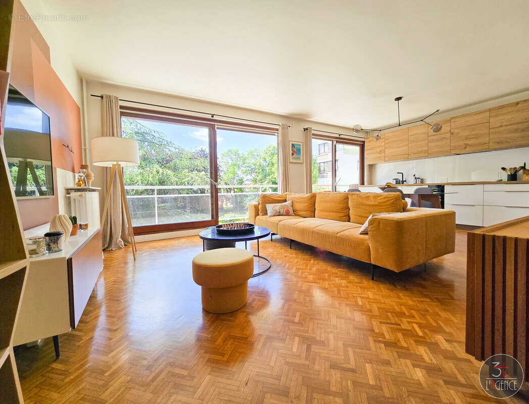 Appartement à FONTENAY-SOUS-BOIS