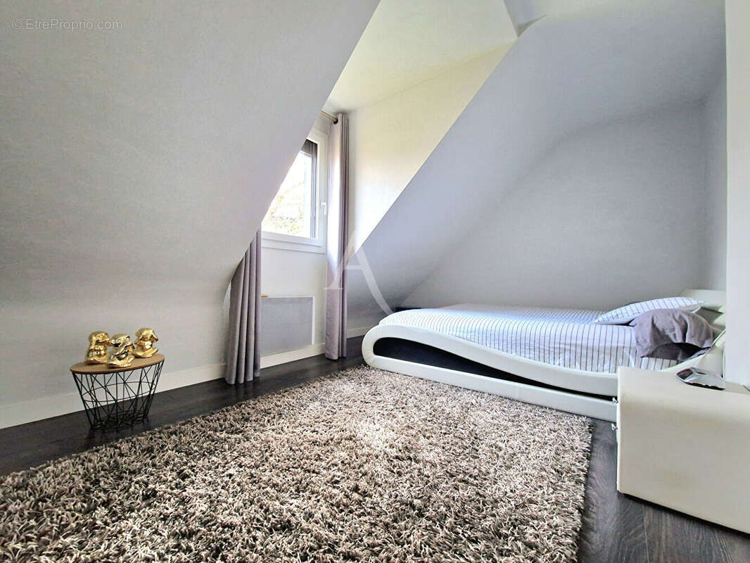 Maison à SAINT-SYLVAIN-D&#039;ANJOU