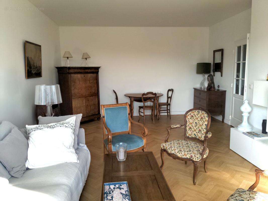 Appartement à CROISSY-SUR-SEINE