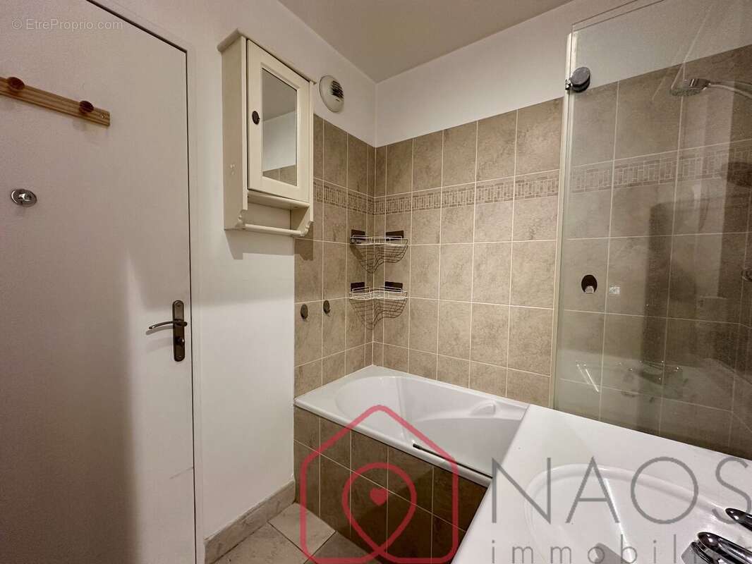 Appartement à LE PLESSIS-ROBINSON