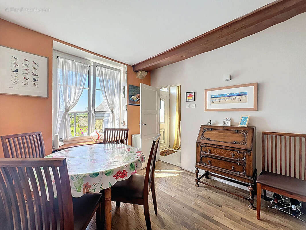 Maison à JUVIGNY-LE-TERTRE