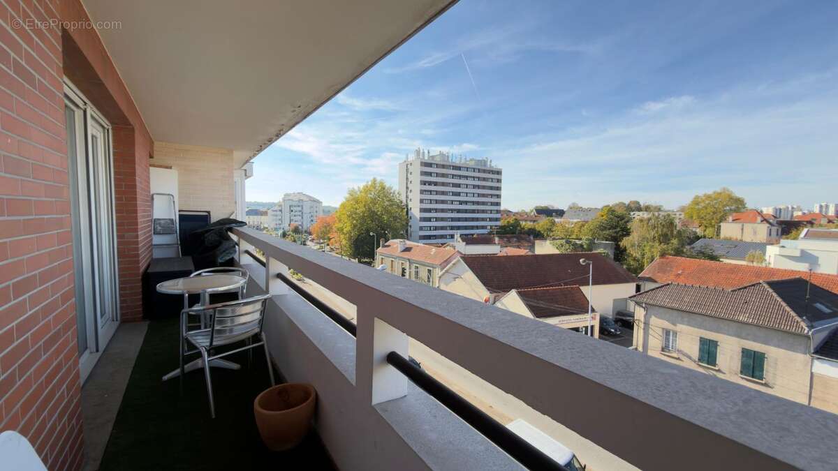 Appartement à NEUILLY-SUR-MARNE