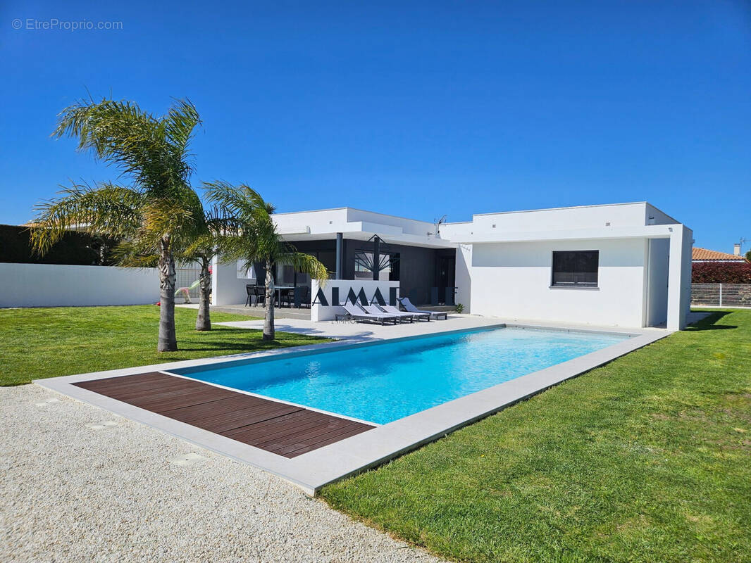 Maison à CORNEILLA-LA-RIVIERE