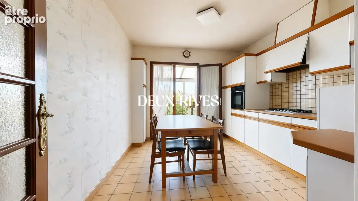 Maison 280 m² à Nantes  - photo 3