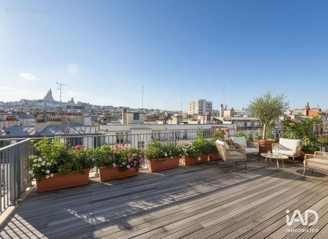 Photo 2 - Appartement à PARIS-18E