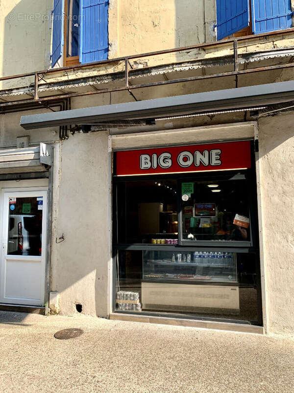 Commerce à TARASCON