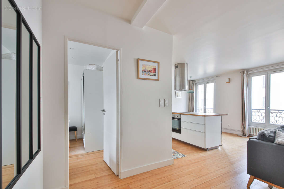 Appartement à NEUILLY-SUR-SEINE