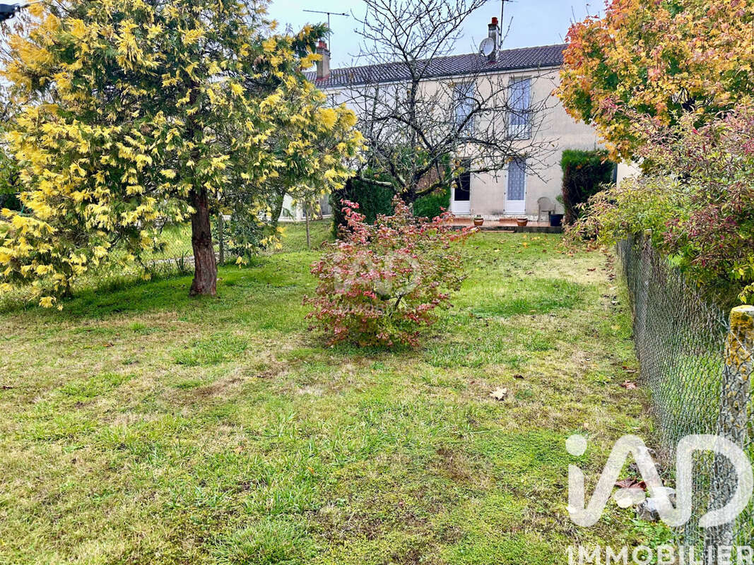 Maison 98 m² à Briare  - photo 2