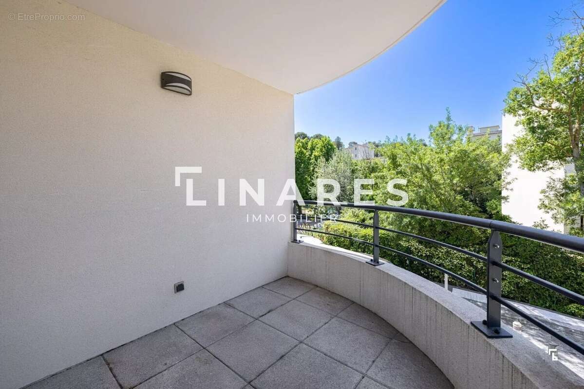 Appartement à MARSEILLE-11E