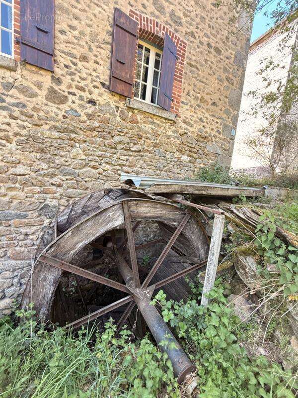 MAGNIFIQUE Moulin de Peurousseau 142m², 4 chambres sur terrain de 4663m² 149 000 € - photo 62