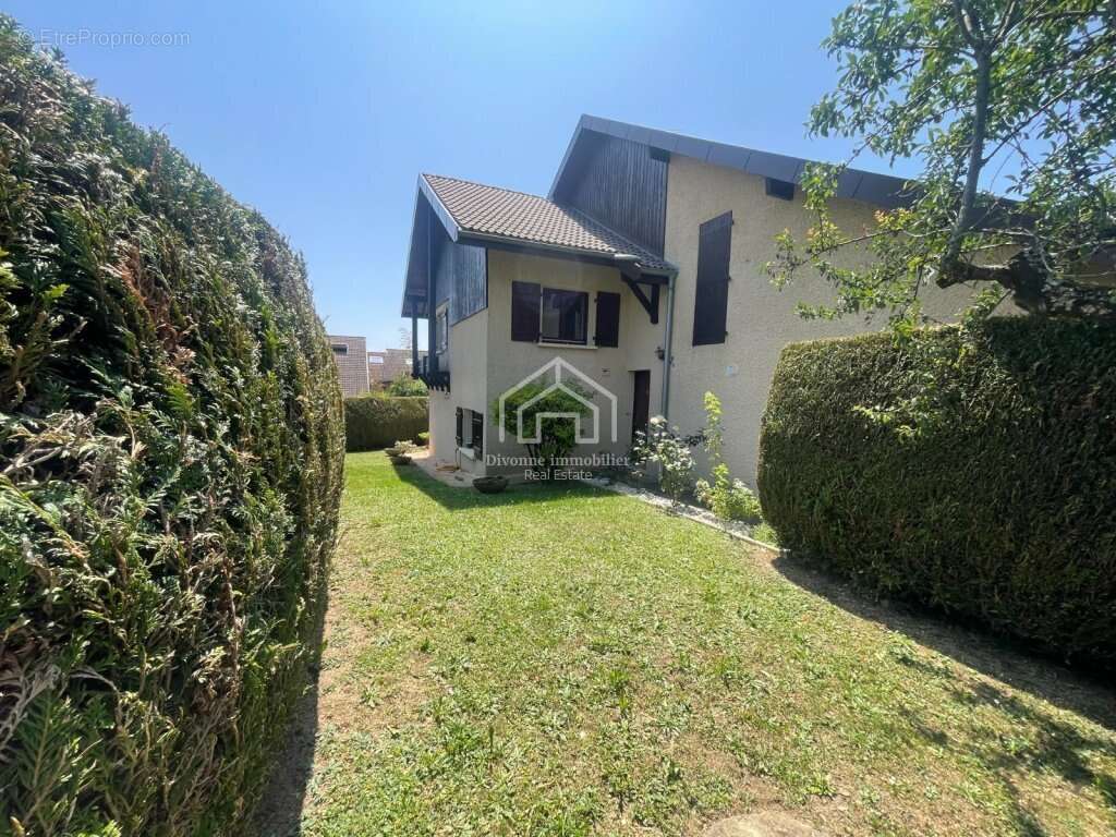 Maison à DIVONNE-LES-BAINS