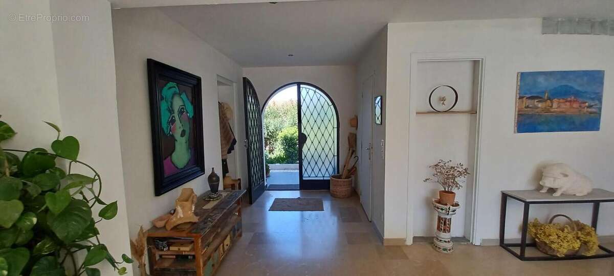 Maison à SIX-FOURS-LES-PLAGES