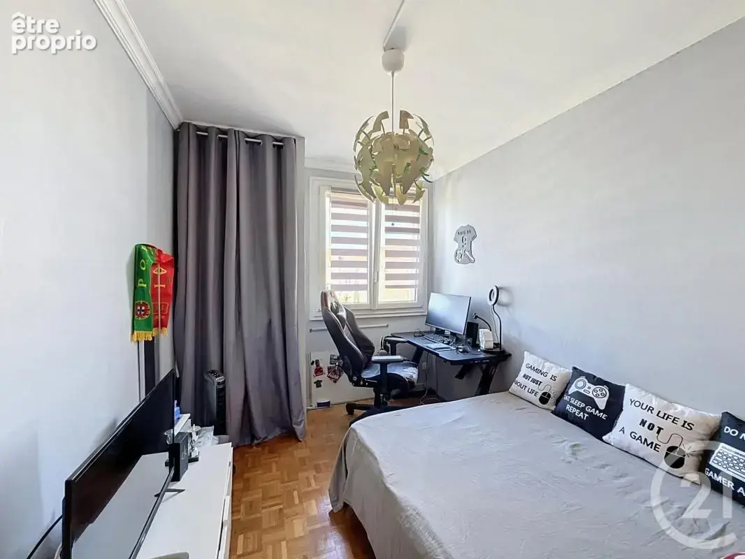 Appartement 4 pièces 73 m² à vendre à Villeurbanne (69100) - photo 5