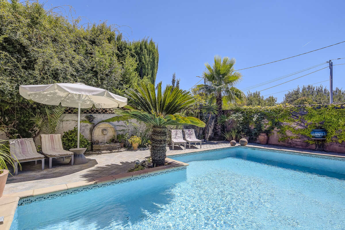 Nice Ouest , agréable villa indépendante de 214m2 avec piscine - photo 11