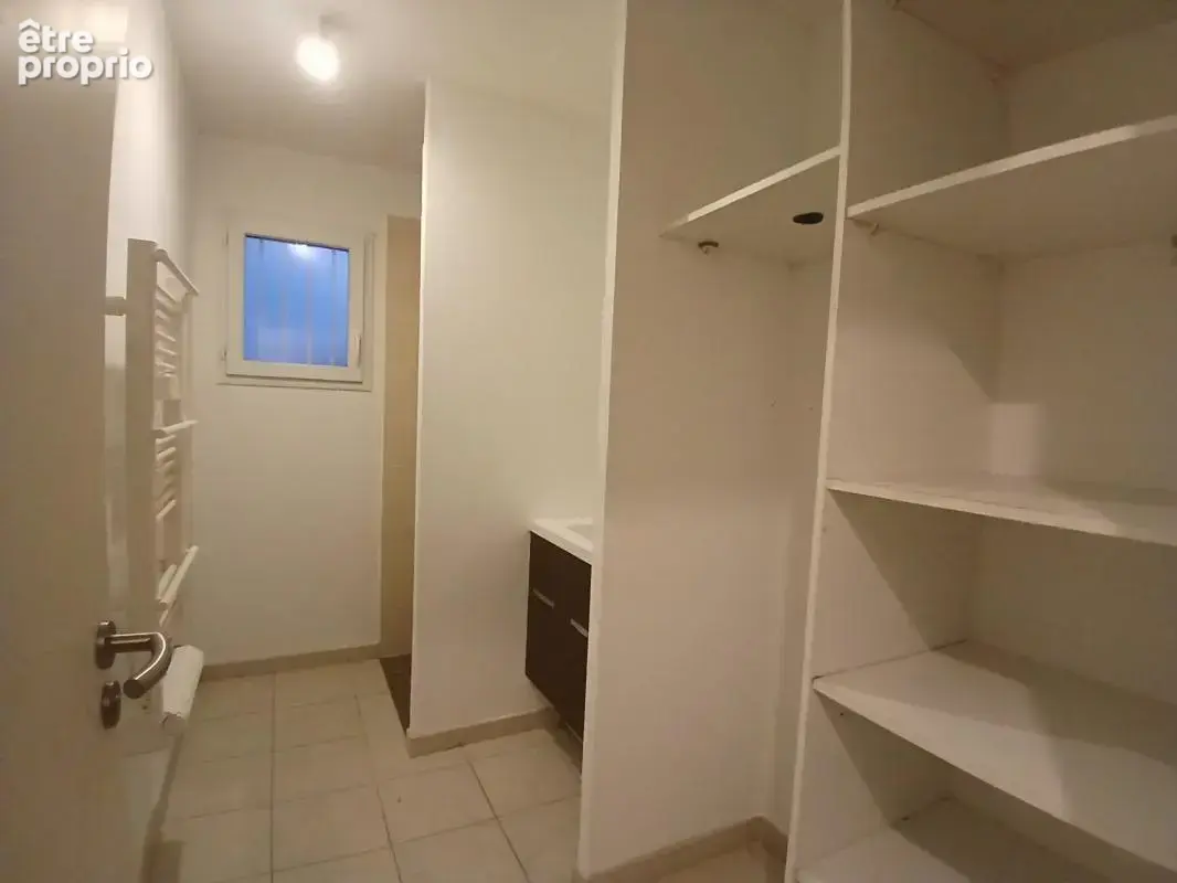 Maison de plain-pied 5 pièces avec terrain et garage - photo 7