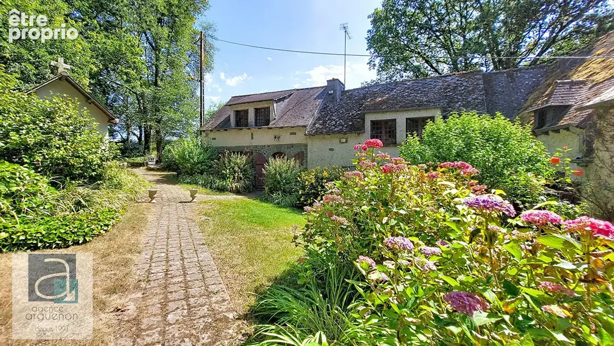 Maison à EREAC