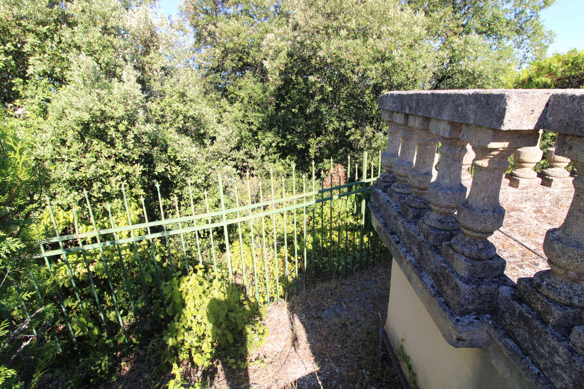 Maison à ROUSSON