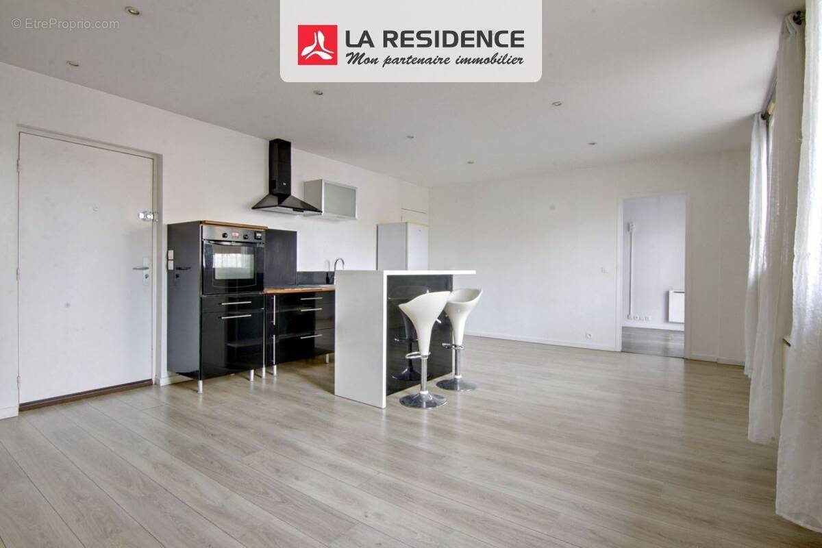 Appartement à BEAUCHAMP