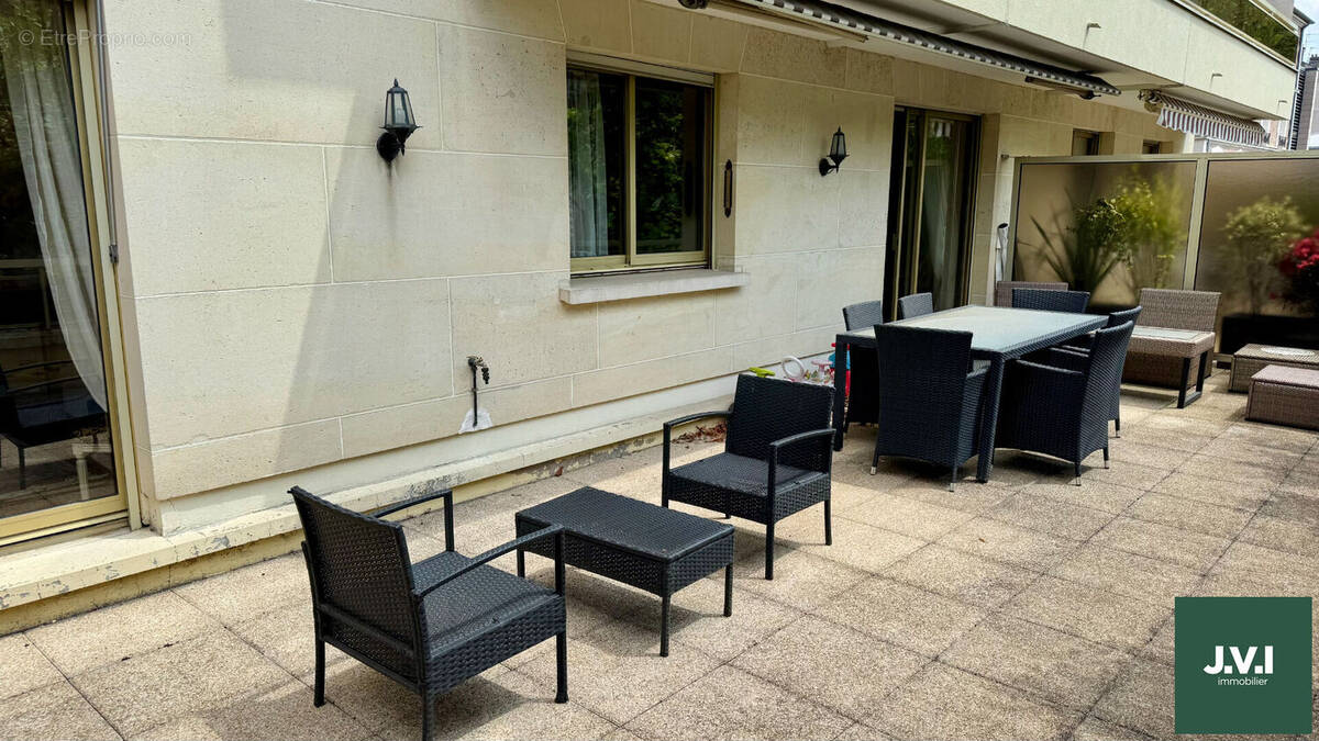 Appartement à ENGHIEN-LES-BAINS