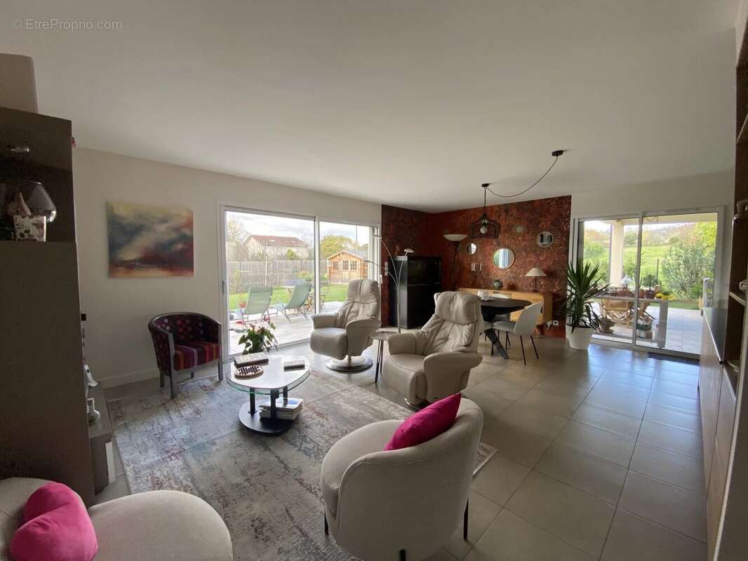 Maison à LESCURE-D&#039;ALBIGEOIS