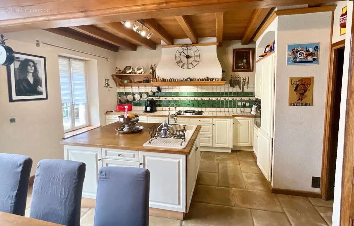 Photo 2 - Maison à SAINTE-THORETTE