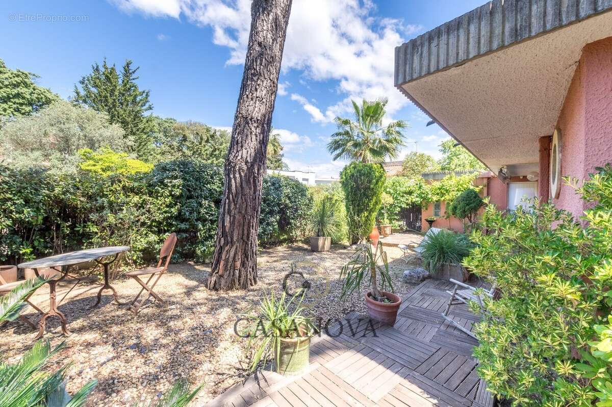 Villa d'architecte avec piscine, studio indépendant et terrain de 1 156 m² à Montpellier - photo 11