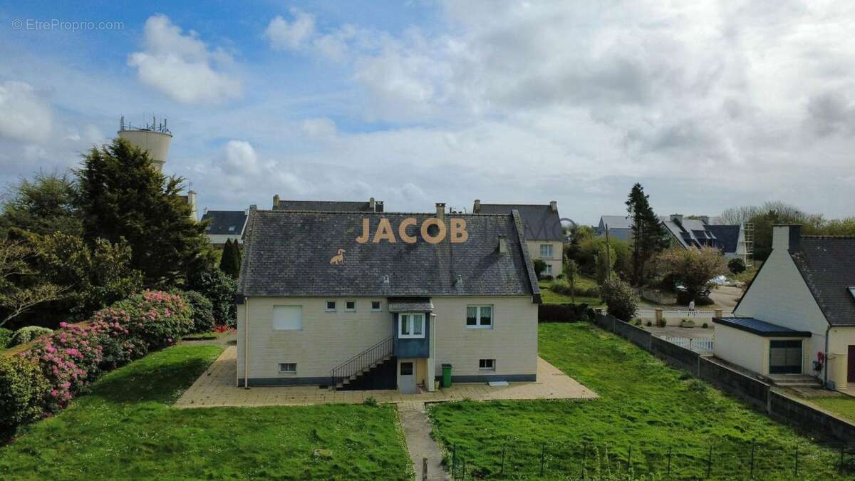 Maison à GUIPRONVEL