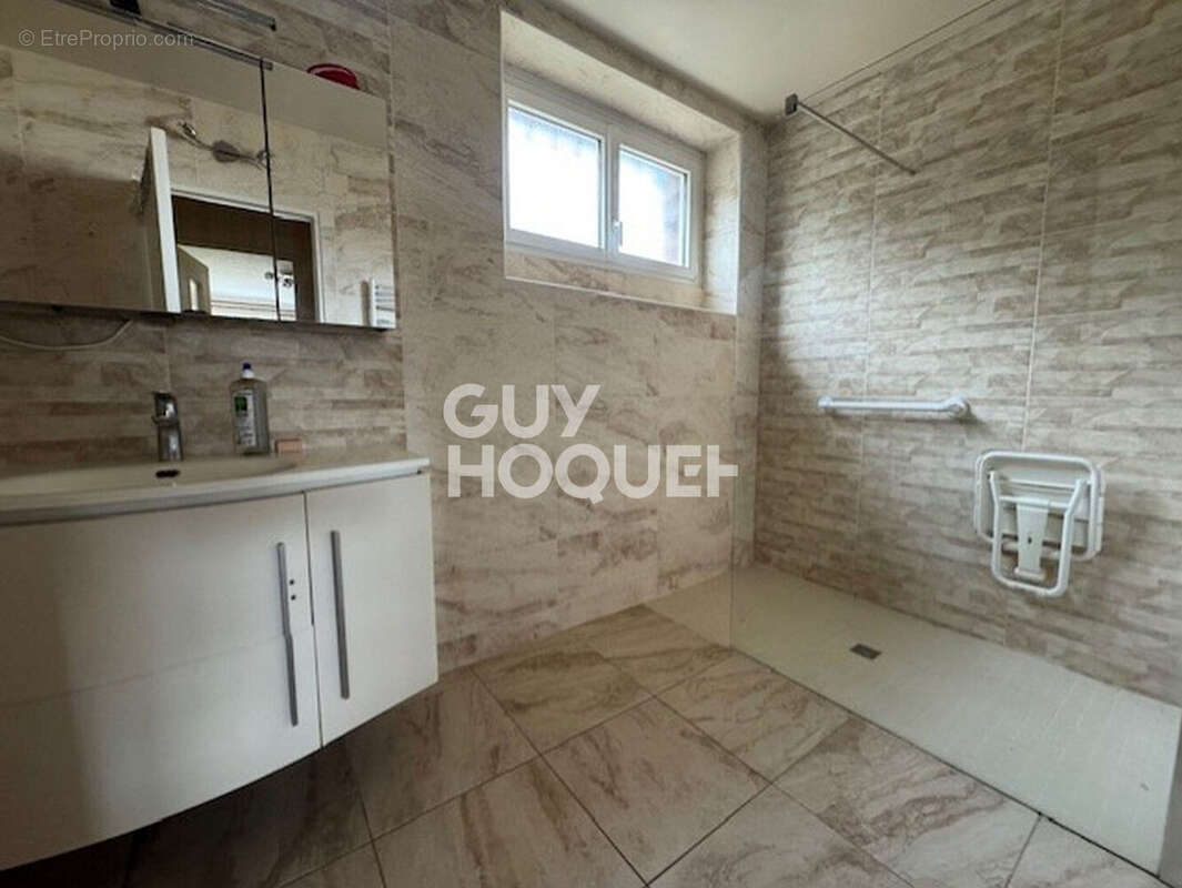 Maison Longère 6 pièces à vendre à Montgenost - Réf 4404 - photo 7