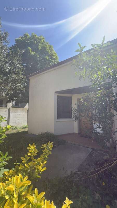 Maison à LES MUREAUX