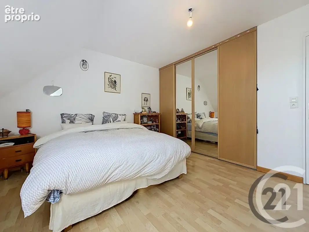 Maison 6 pièces 156 m² à vendre à Saint-Julien-Les-Villas (10800) - photo 8