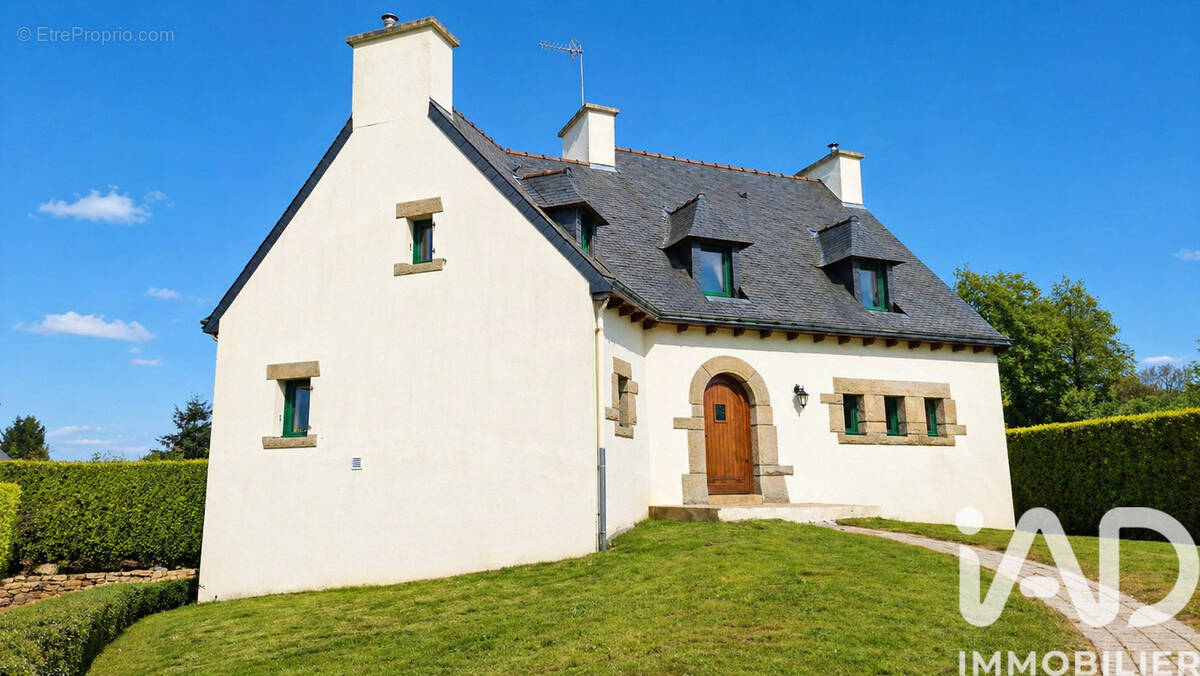 Photo 1 - Maison à PLOUGUENAST