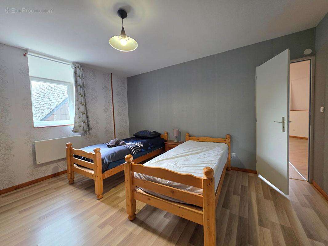 Appartement à FOURMIES
