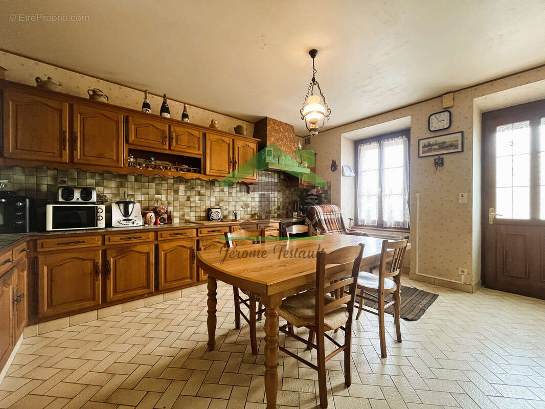 Maison à VILLERMAIN