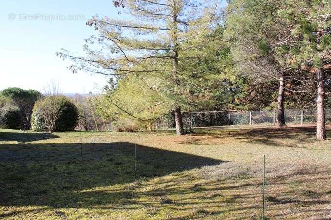 Terrain à FLEURANCE