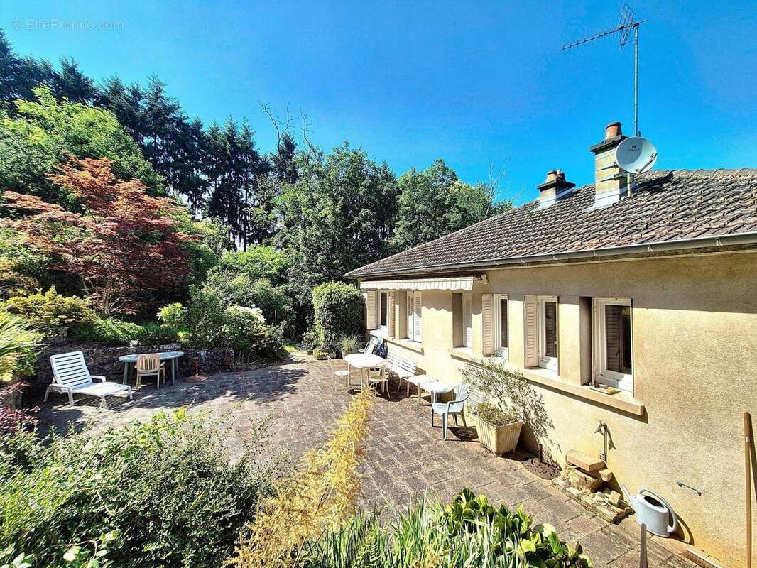 Photo 3 - Maison à AUTUN