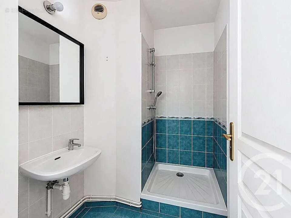 Appartement à COMBS-LA-VILLE