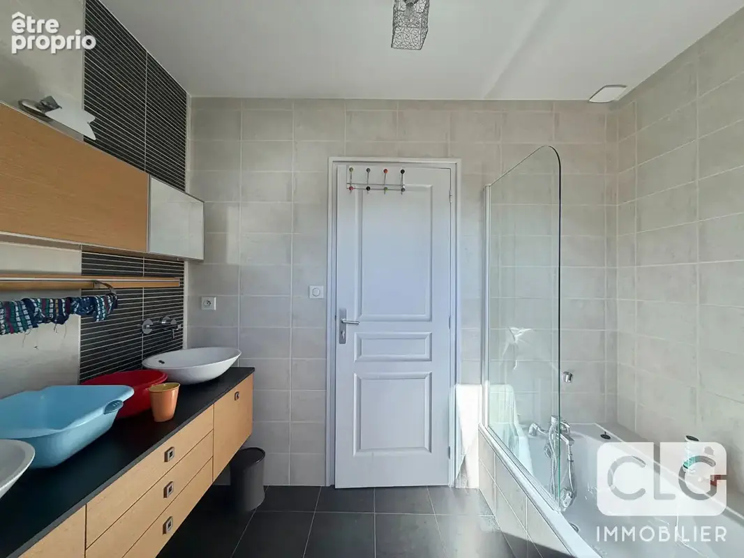 Maison SAINTE MARINE 7 pièce(s) 185.58 m2 - photo 18