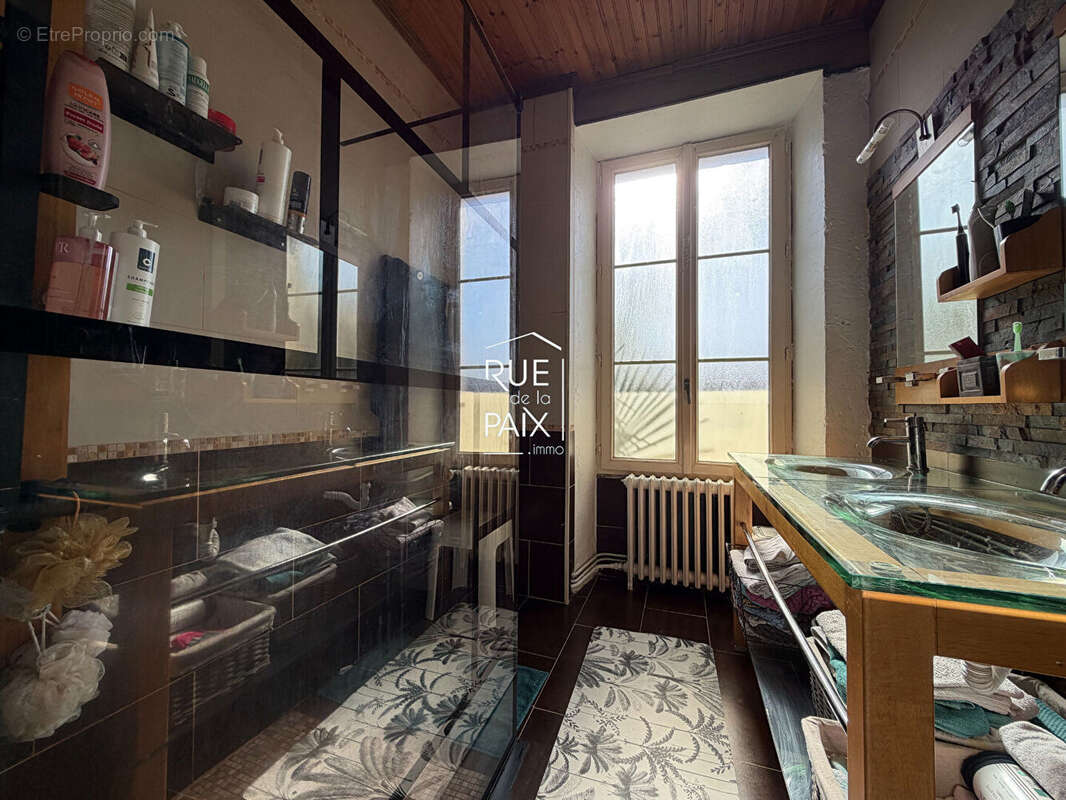 Maison à LA MOTHE-SAINT-HERAY