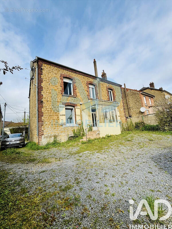 Photo 1 - Maison à CHARLEVILLE-MEZIERES