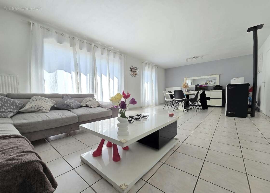 Maison à OTHIS