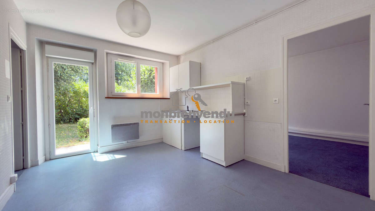 Maison 136 m² à Aurillac  - photo 8