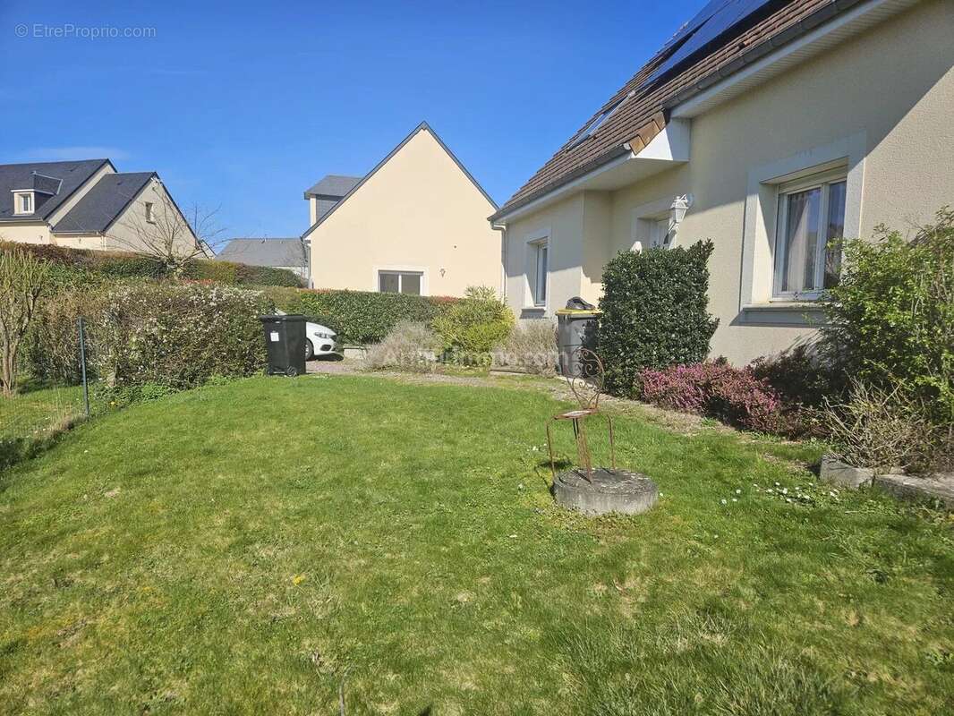 Maison à TILLY-SUR-SEULLES