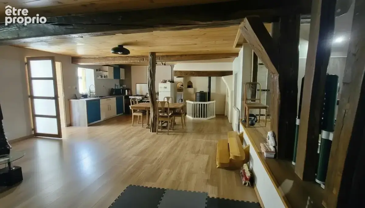 Maison 113 m² à Auvillars-Sur-Saone  - photo 4